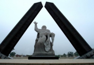 Xiangyu Statue at Gaixia